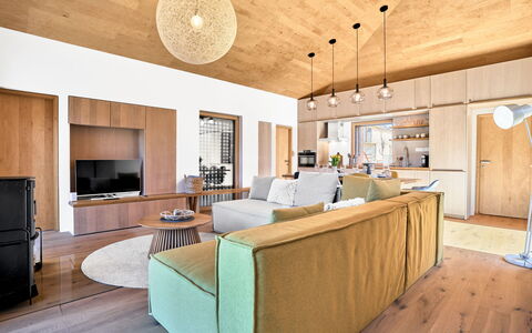 Popcorn: Meubles, Design Intérieur, Sol, Sol, Canapé, Mur, Salon, Luminaire, Bois, Pièce