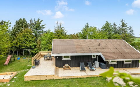 Josef - 1.2Km from the Sea: Meubles, Bois, Design Intérieur, Sol, Sol, Chaise, Pièce, Plafond, Salon, Appartement
