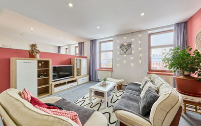 Vysoké Nad Jizerou 56: Meubles, Design Intérieur, Sol, Sol, Bois, Plafond, Canapé, Pièce, Salon, Appartement