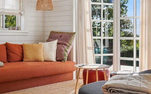 Aria - 310M from the Sea: Meubles, Design Intérieur, Sol, Bois, Sol, Coussin, Textile, Salon, Canapé, Throw Pillow