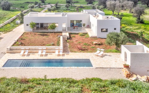 Terracorte Villa: Zone Résidentielle, Domicile, Biens, Jardin, Aménagement Paysager, Conception, Hacienda, Villa, Arrière-Cour, Ferme