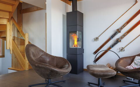 La Balance: Sol, Design Intérieur, Sol, Parquet, Meubles, Domicile, Salon, Revêtement De Sol Stratifié, Dur, Chaise
