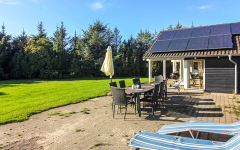 Tonje - 600M from the Sea: Meubles, Bois, Design Intérieur, Sol, Sol, Chaise, Pièce, Plafond, Salon, Appartement