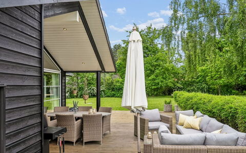 Galatia - 1.4Km from the Sea: Plafond, Sol, Design Intérieur, Sol, Composite, Meubles, Recours, Hôtel, Conception, Daylighting