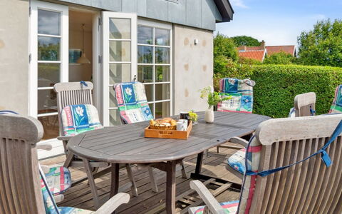 Siegfried - 100M from the Sea: Herbe, Prairie, Lot Terre, Chalet, Zone Rurale, Prairie, Batiments Jardin, Jardin, Cabanon
