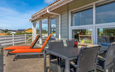 Answald - 250M from the Sea: Porte, Ombre, Chaise, Mobilier De Jardin, Balcon, Siding, Plate-Forme, Tableau De Plein Air, Porche