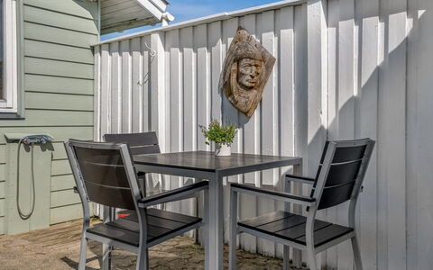 Answald - 250M from the Sea: Meubles, Mobilier De Jardin, Table, Tableau De Plein Air, Chaise, Table Cuisine Et Salle A Manger, Patio, Dur, Tache De Bois, Jardin