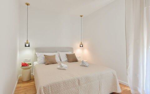 Ivy: Design Intérieur, Meubles, Mur, Sol, Lit, Chambre, Sol, Bois, Pièce, Plafond