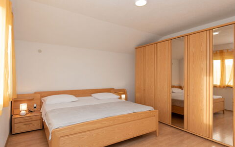 Matanovi Dvori: Meubles, Design Intérieur, Sol, Sol, Lit, Bois, Chambre, Pièce, Plafond, Éclairage