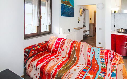 Amarena: Meubles, Mur, Design Intérieur, Chambre, Lit, Bois, Linge, Drap De Lit, Textile, Pièce