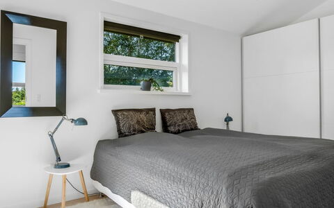 Thorulf - 450M from the Sea: Lit, Chambre, Design Intérieur, Sol, Bois, Meubles, Plafond, Literie, Drap De Lit, Sol