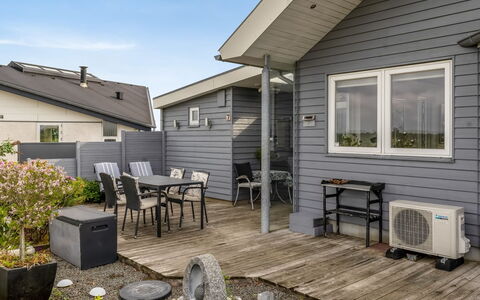 Tofan - 75M from the Sea: Bleu, Chalet, Maison, Domicile, Ferme, Biens, Siding