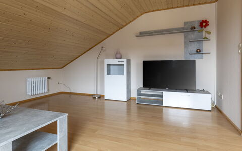 Helfrichs Ferienwohnung: Sol, Sol, Design Intérieur, Bois, Plafond, Parquet, Pièce, Revêtement De Sol Stratifié, Domicile, Éclairage