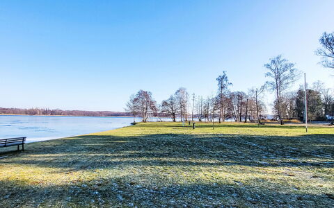 Kallinchen am Motzener See: Bleu, Herbe, La Nature, Arbre, Branche, Paysage Naturel, Plaine, Paysage, Banque, Tronc