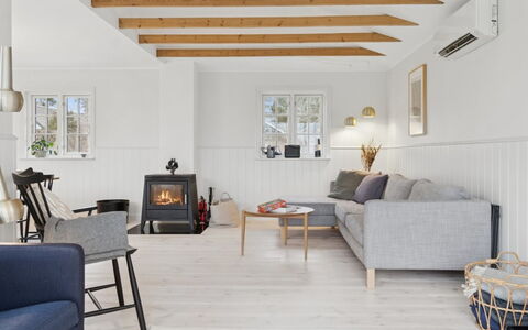 Wigot - 225M to the Fjord: Sol, Design Intérieur, Meubles, Mur, Sol, Bois, Canapé, Parquet, Salon, Plafond