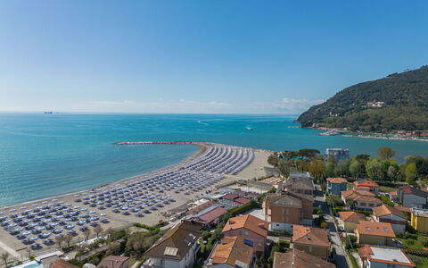 Brezza sul Mare: Bleu, Plan D'Eau, Côte, Cotiers Et Relief Océaniques, Mer, Plage, Océan, Rive, Attraction Touristique, Baie
