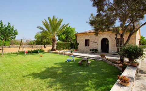Estret: Biens, Jardin, Hacienda, Recours, Arrière-Cour, Ombre, Aménagement Paysager, Ferme, Cour, Pelouse