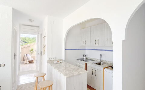 Terraza Azul - Penthouse with Sea View: Sol, Design Intérieur, Sol, Meubles, Appartement, Domicile, Cuisine, Comptoir, Cabinetry, Chaise