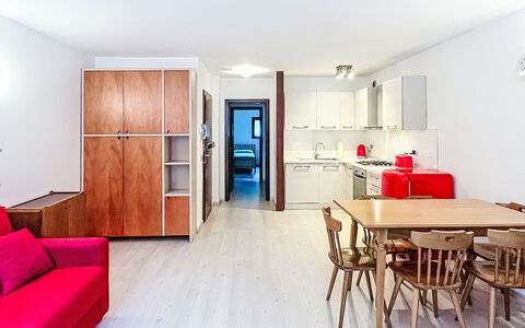 Gaggia: Design Intérieur, Sol, Meubles, Sol, Bois, Plafond, Pièce, Appartement, Parquet, Table
