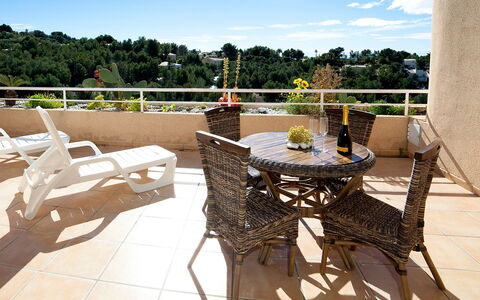 Altea 649: Propriété, Meubles, Pièce, Table, Maison, Immobilier, Domicile, Patio, Chaise, Bâtiment