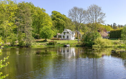Villa Anja: L'Eau, Ressources En Eau, Vert, Plan D'Eau, Arbre, La Nature, Environnement Naturel, Cours D'Eau, Paysage Naturel