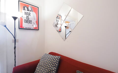 Suite Meda: Mur, Design Intérieur, Cadre, Pièce, Peindre, Art Moderne, Salon, Conception, Lampe