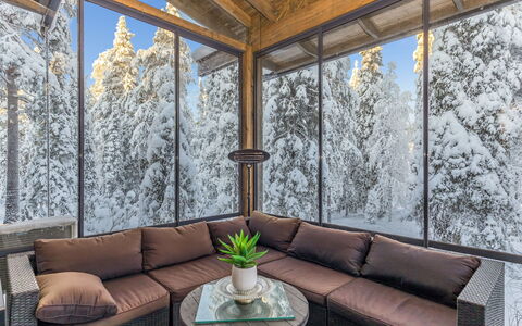 Villa Vesla: Meubles, Bois, Chaise, Plafond, L'Hiver, Dur, Canapé, Mobilier De Jardin, Salon, Ombre