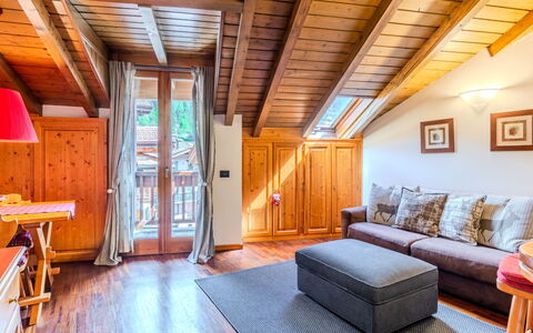 Pinzolo 5: Dur, Tache De Bois, Cabane En Rondins