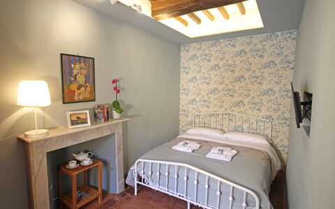 La Casa sulla Piazza: Meubles, Design Intérieur, Mur, Bois, Chambre, Sol, Sol, Plafond, Lit, Pièce