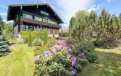 Švýcarka: Arbuste, Maison, Architecture, Domicile, Chalet, Couverture De Sol, Biens, Ferme, Jardin