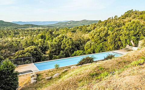 La Dorianzza: Paysage Naturel, Piscine, Loisir, Vacances