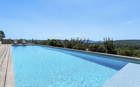 La Dorianzza: Bleu, Piscine, L'Eau, Composite, Recours, Ombre, Caractéristique De L'Eau, Tropiques, Eco Hôtel, Tuile