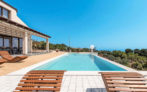 Cleope: Bleu, Piscine, Recours, Loisir, Mer, Océan, Eco Hôtel, Vacances, Villa, Mobilier De Jardin