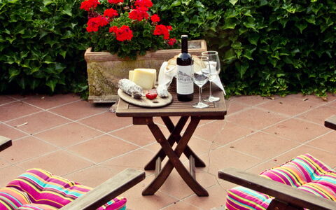 Selvamica: Meubles, Mobilier De Jardin, Table, Chaise, Tableau De Plein Air, Pot De Fleur, Jardin, Ombre, Osier, Patio