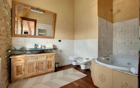 Mattei Villa: Sol, Design Intérieur, Luminaire Plomberie, Salle De Bains, Mur, Sol, Lavabo, Évier, Robinet, Meubles
