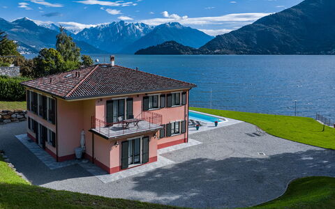 Angela Villa: Villa, Balcon, Ferme