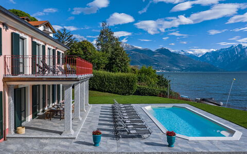 Angela Villa: Recours, Cotiers Et Relief Océaniques, Piscine, Côte, Biens, Eco Hôtel, Balcon, Villa, Ville Resort, Mobilier De Jardin