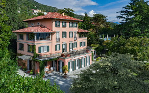 Camilla Villa: Bâtiment, Zone Résidentielle, Façade, Appartement, Domicile, Établissements Humains, Balcon, Usage Mixte, Condominium, Biens