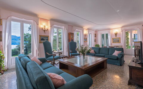 Camilla Villa: Meubles, Design Intérieur, Domicile, Appartement, Pièce, Chaise, Plafond, Canapé, Salon