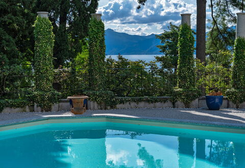 Camilla Villa: Bleu, Piscine, Ombre, Eco Hôtel, Aménagement Paysager, Recours, À Feuilles Persistantes, Tropiques, Ville Resort