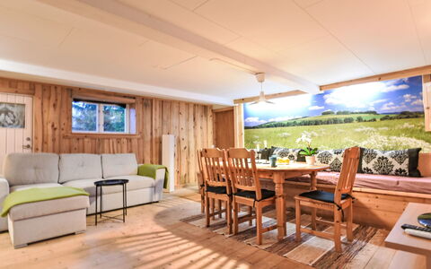 Långerud: Meubles, Ombre, Porche, Chaise, Mobilier De Jardin, Structure En Plein Air, Eco Hôtel, Balcon, Pergola, Plate-Forme