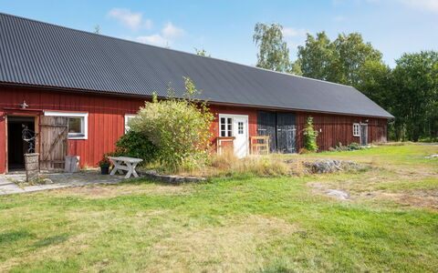 Långerud: Bâtiment, Maison, Fenêtre, Domicile, Toit, Zone Résidentielle, Arbuste, Chalet, Lot Terre
