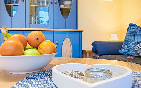 Möwenblick: Meubles, Design Intérieur, Pièce, Appartement, Serveware, Salon, Cabinetry, Vaisselle, Tache De Bois