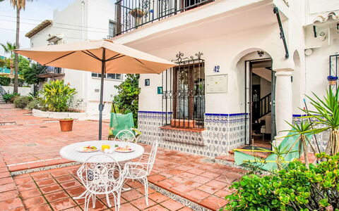 Nerja Beach Center: Balcon, Pot De Fleur, Plante D'Appartement, Vélo