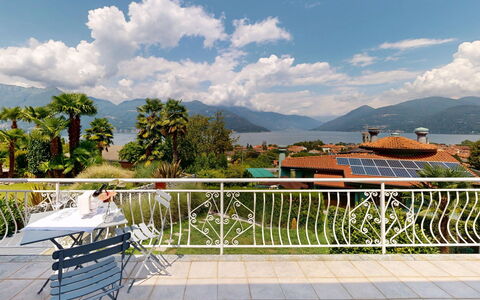 Terrazza Ninì: Montagnes Relief, Montagne, Chaîne De Montagnes, Colline, Montagnes, Station De Montagne, Vallée, Crête, Alpes, Porche