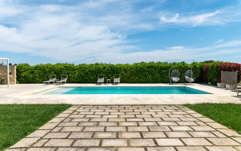 Masseria Ficalindia: Bleu, Piscine, Jardin, Composite, Mobilier De Jardin, Loisir, Recours, Aménagement Paysager, Ombre, Caractéristique De L'Eau