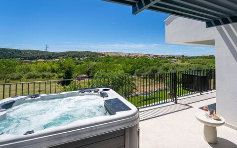 Loparia: Piscine, Composite, Recours, Balcon, Conception, Chaise, Eco Hôtel, Hôtel, Luminaire Plomberie, Appartement Penthouse
