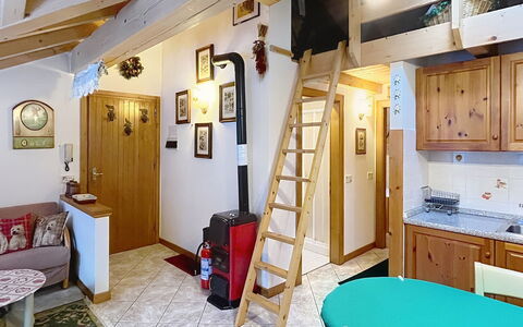Fresia: Arbuste, Jardin, Chalet, Ombre, Aménagement Paysager, Cour, Arrière-Cour, Villa, Ferme, Plante D'Appartement