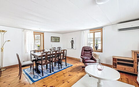 Piggsmåla: Arbuste, Jardin, Chalet, Ombre, Aménagement Paysager, Cour, Arrière-Cour, Villa, Ferme, Plante D'Appartement
