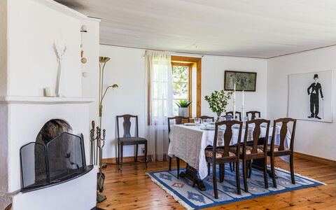 Piggsmåla: Meubles, Sol, Design Intérieur, Sol, Bois, Parquet, Plafond, Éclairage, Chaise, Salle À Manger